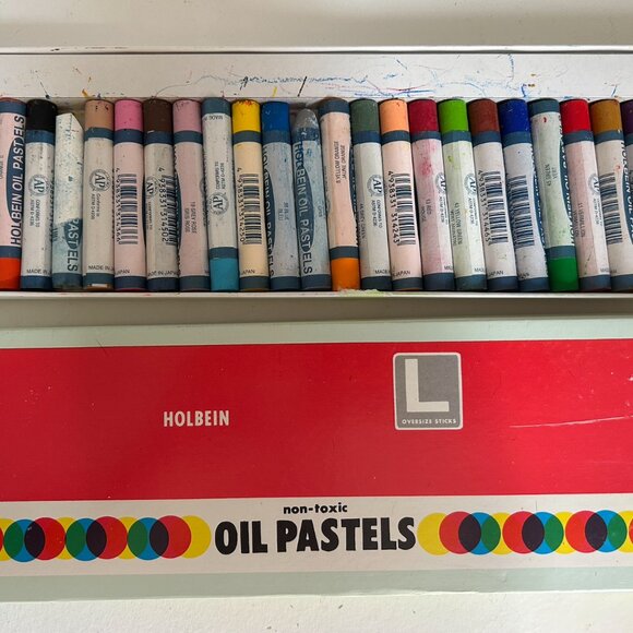 Holbein Artist Oil Pastels 40ct and 24ct packs - Picture 4 of 4